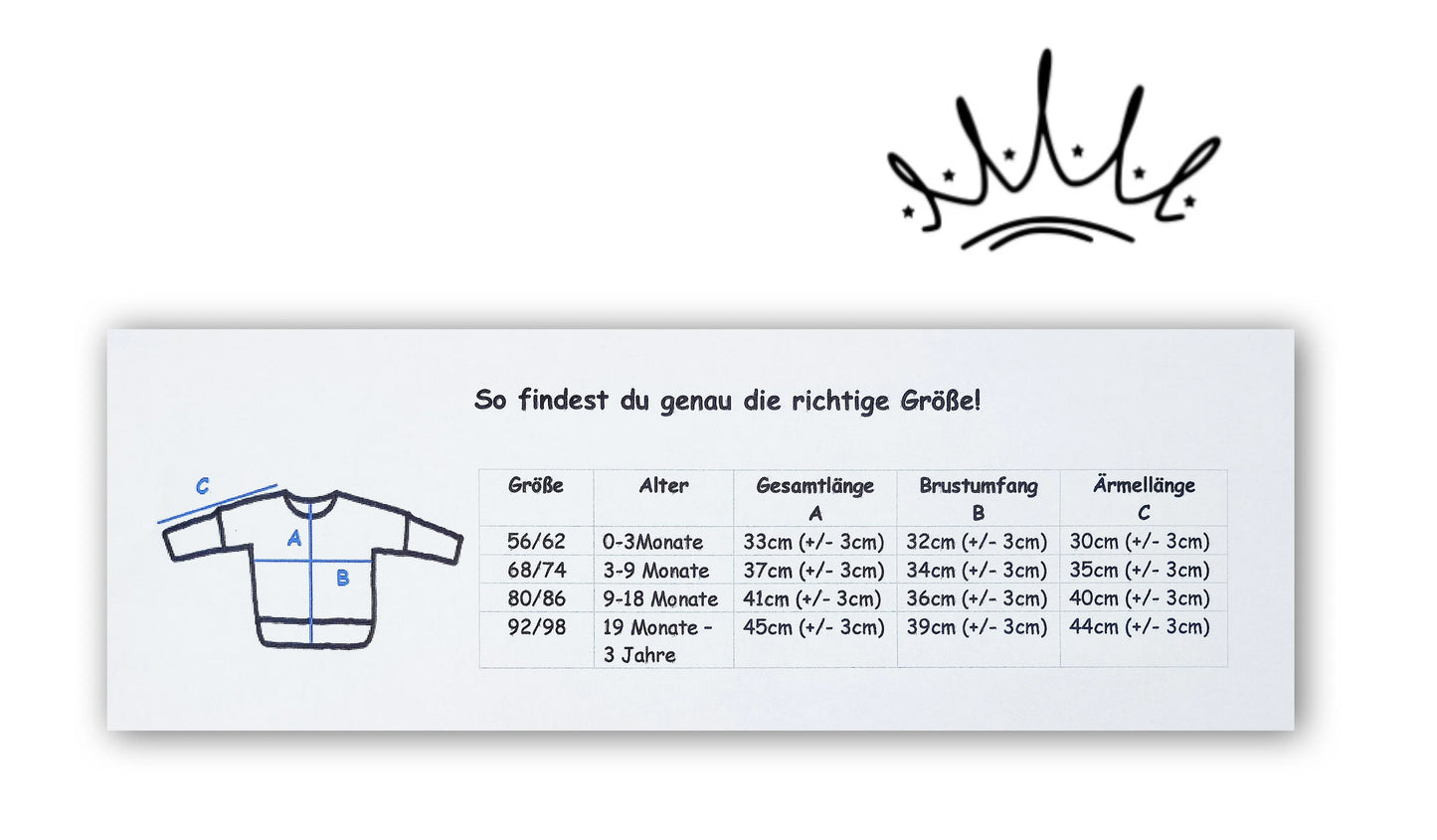 Größentabelle für Kindershirts mit Diagramm und Maßangaben: Gesamtlänge (A), Brustumfang (B), Ärmellänge (C). Größen 56/62 bis 92/98 mit Altersangaben und Toleranzwerten (+/– 3 cm). Überschrift: ‚So findest du genau die richtige Größe!´